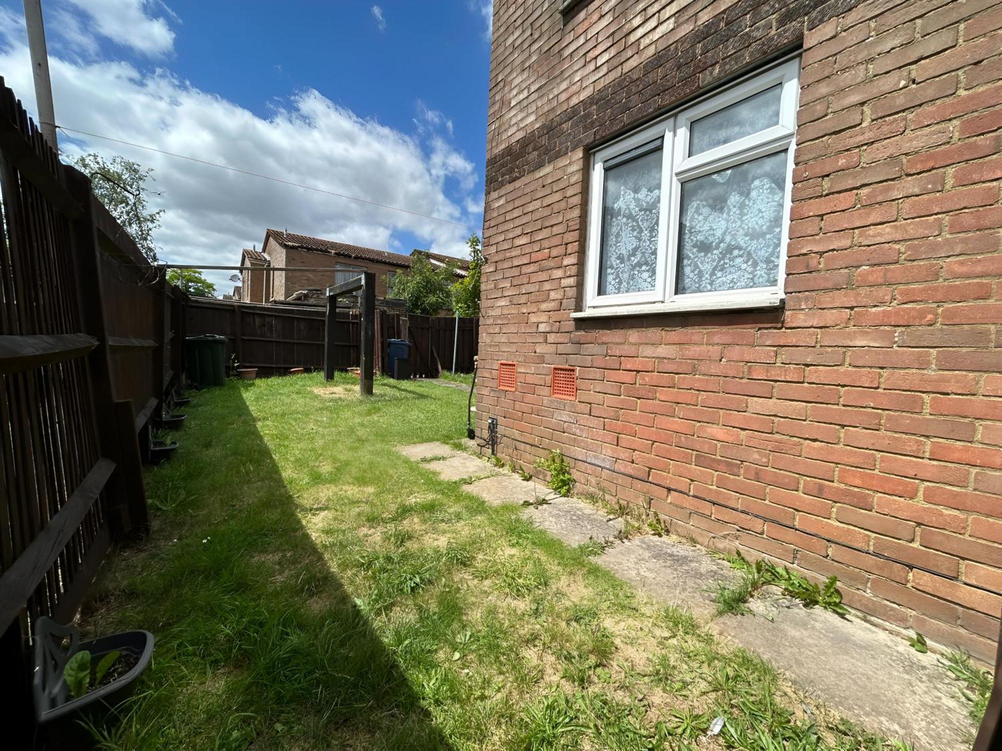 3 Bedroom House By M40 J4 High Wycombe Exterior photo